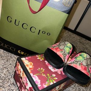 Gucci Slides Women’s 6